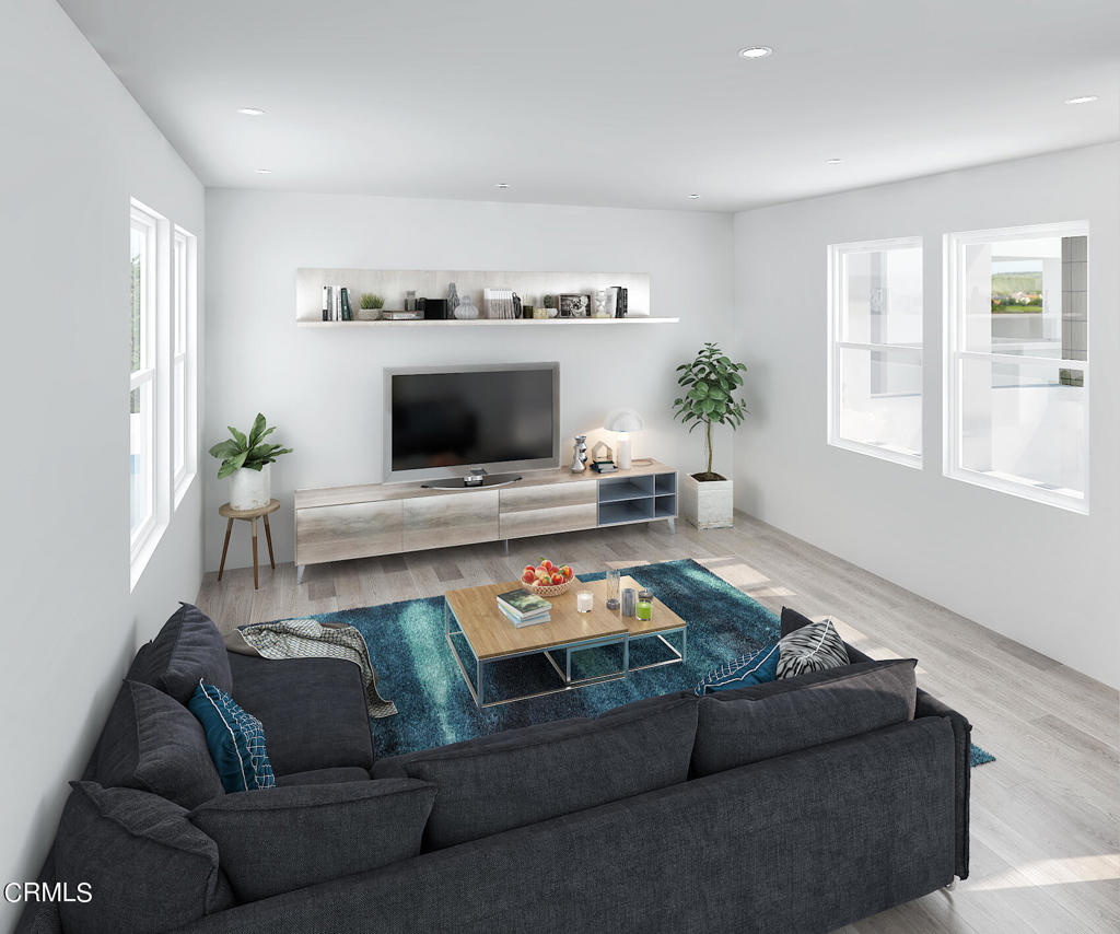1290 E Thompson Boulevard 107