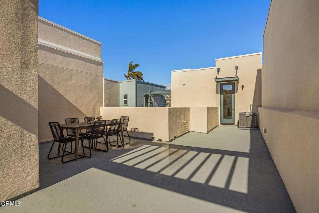 1230 E Thompson Boulevard 104