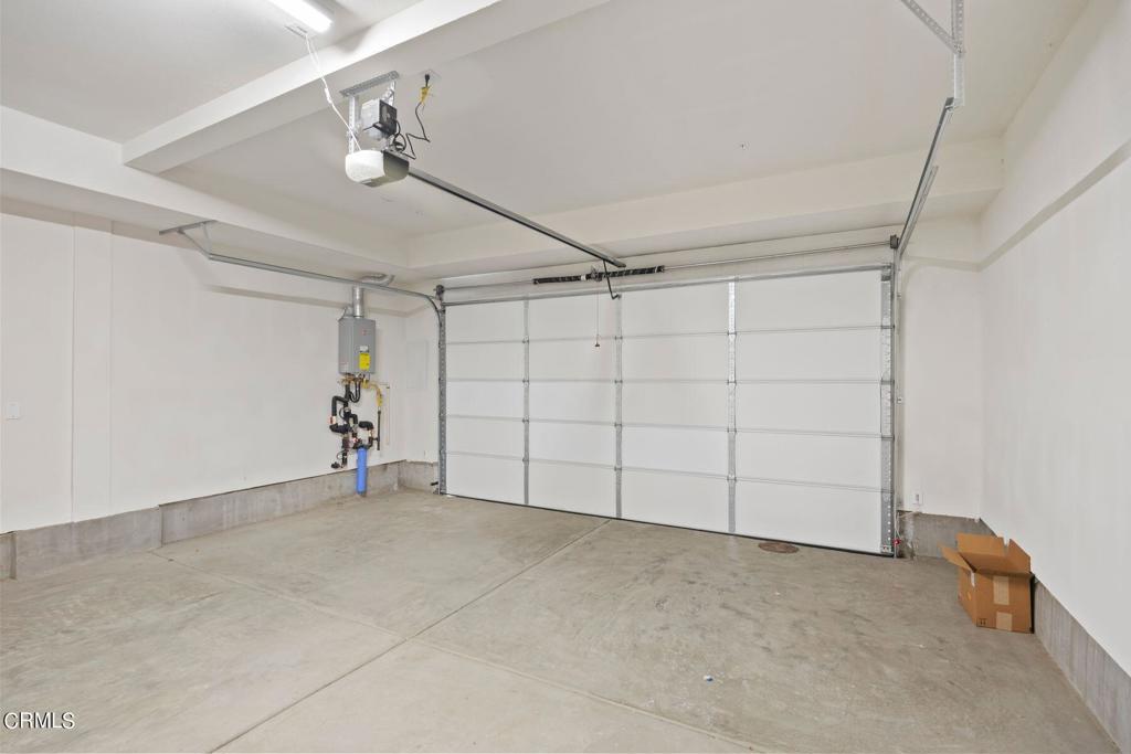 1276 E Thompson Boulevard 103