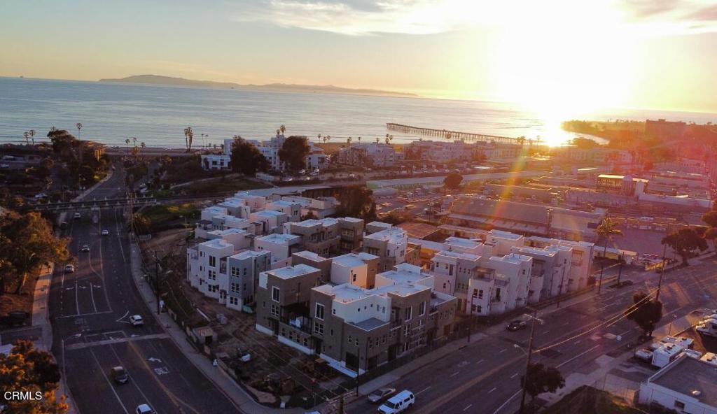 1260 E Thompson Boulevard 105
