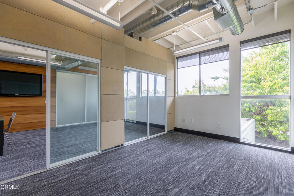 940 E Santa Clara Street 200