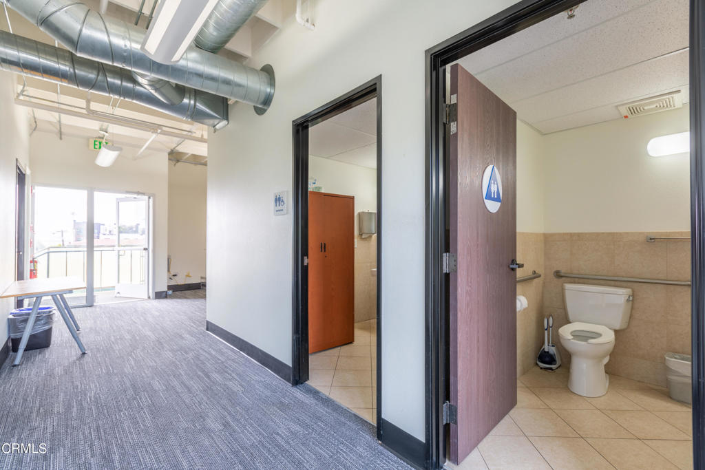 940 E Santa Clara Street 200