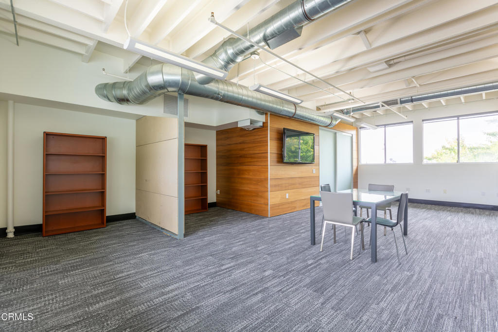 940 E Santa Clara Street 200