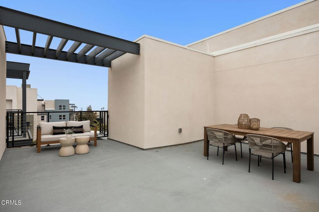 1230 E Thompson Boulevard 102