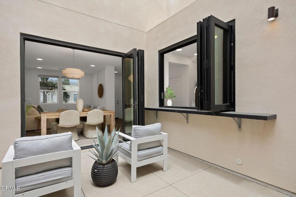 1230 E Thompson Boulevard 102