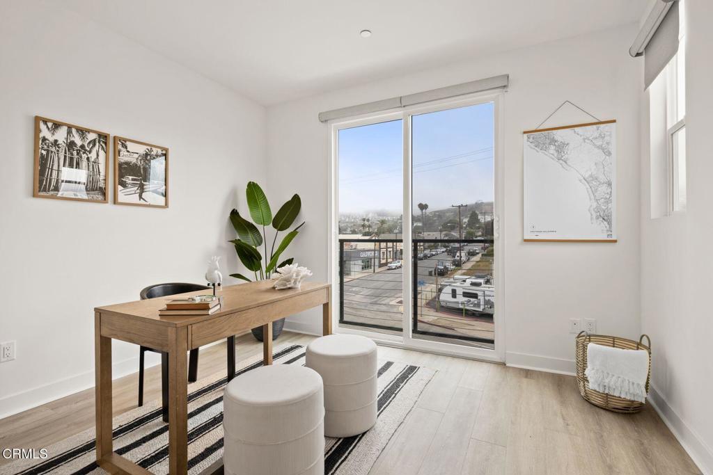 1230 E Thompson Boulevard 102