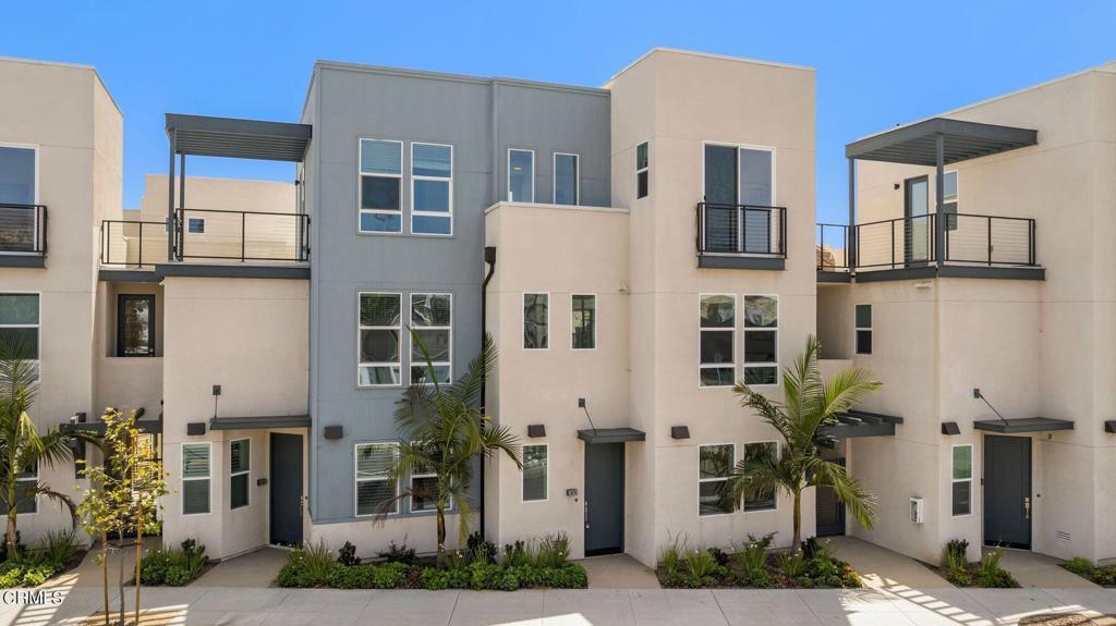 1230 E Thompson Boulevard 102