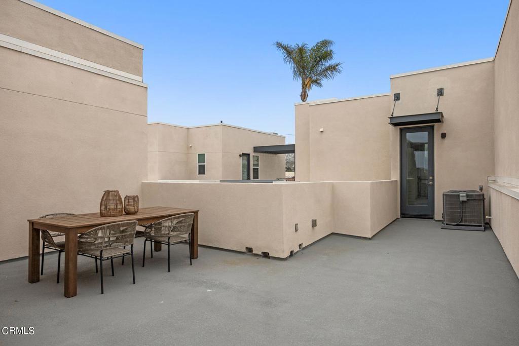 1230 E Thompson Boulevard 102