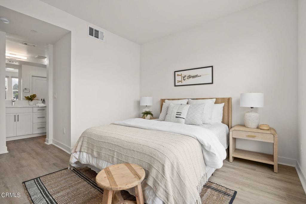 1230 E Thompson Boulevard 102