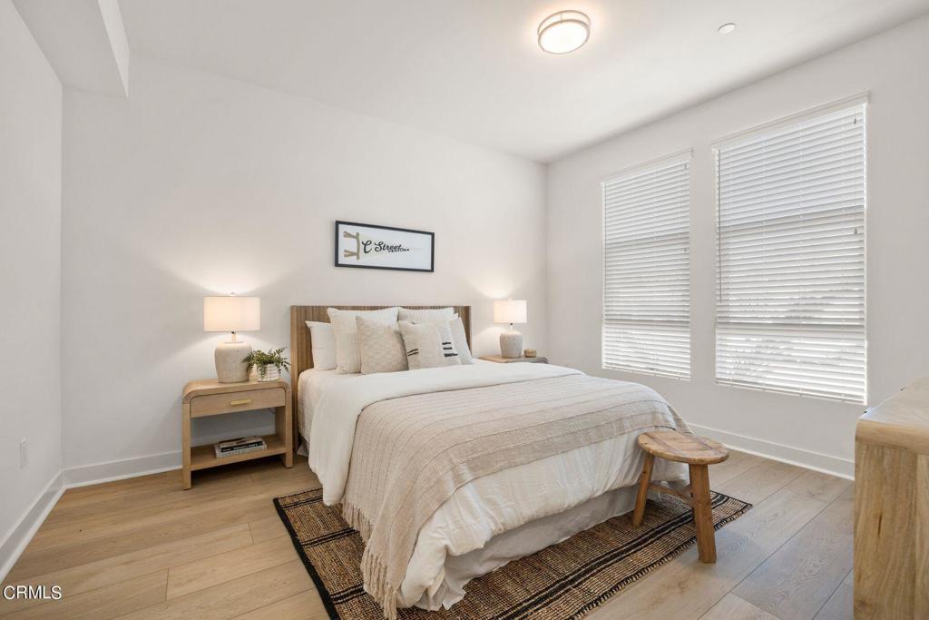 1230 E Thompson Boulevard 103
