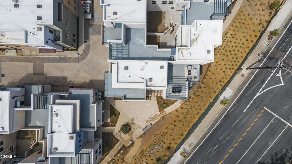 1276 E Thompson Boulevard 104