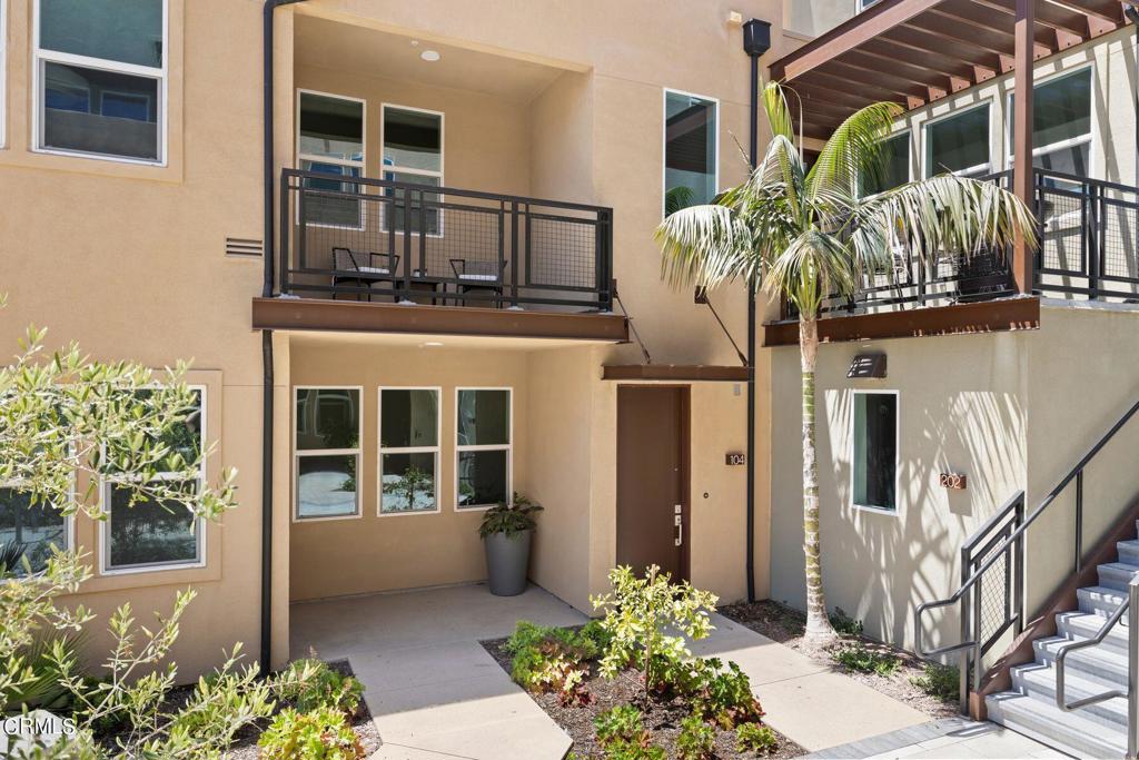 1244 E Thompson Boulevard 104