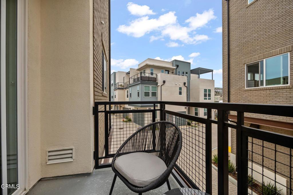 1290 E Thompson Boulevard 106