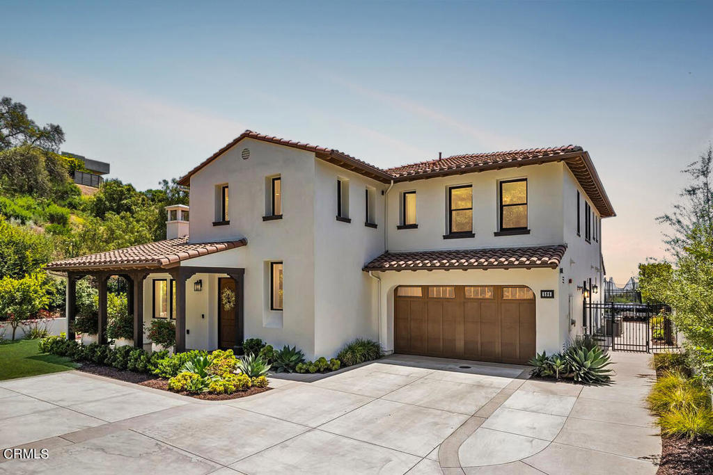 596 Andorra Lane