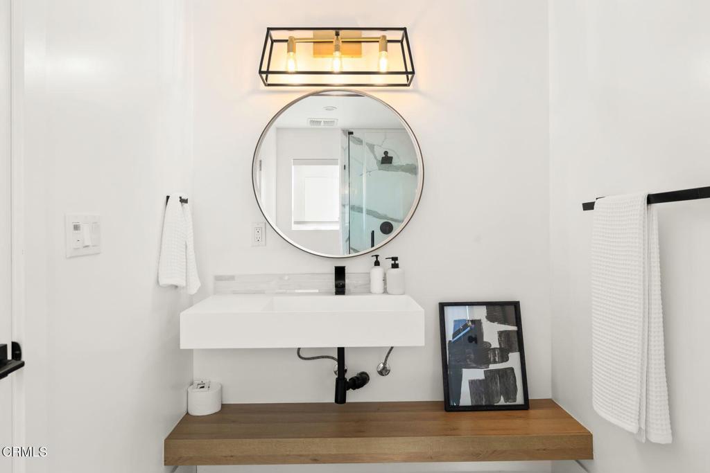 4187 Oak Place Drive