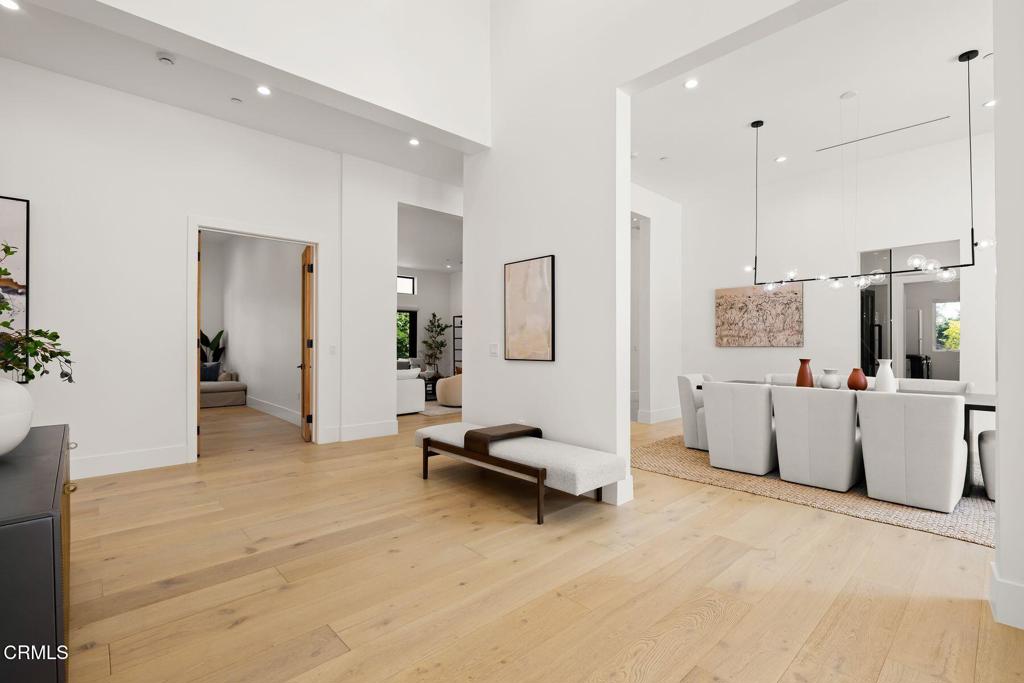 4187 Oak Place Drive