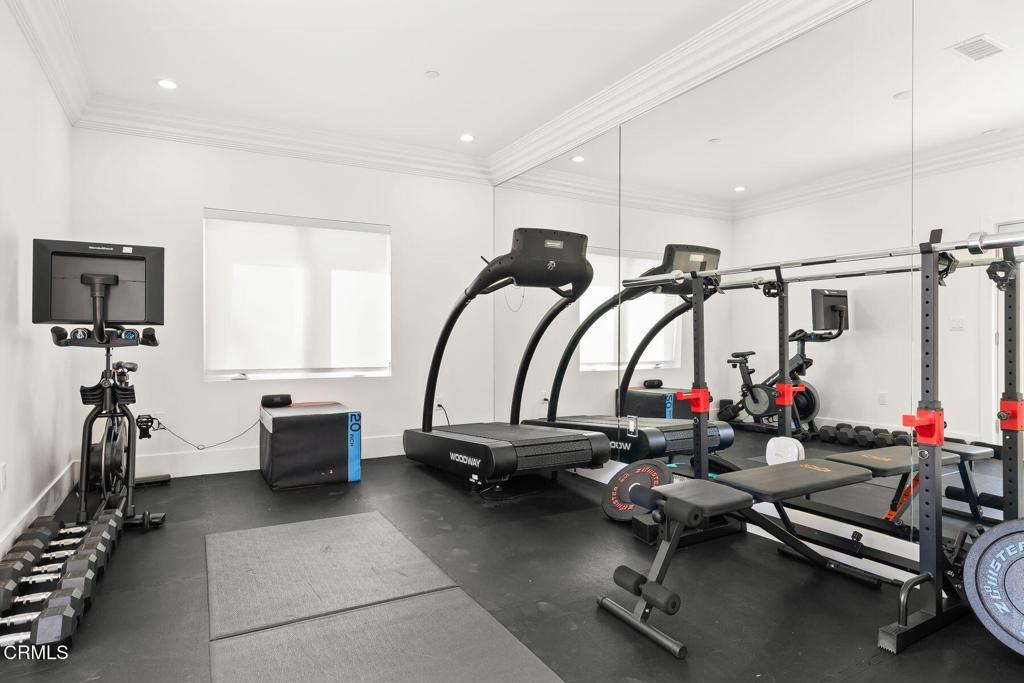 4187 Oak Place Drive