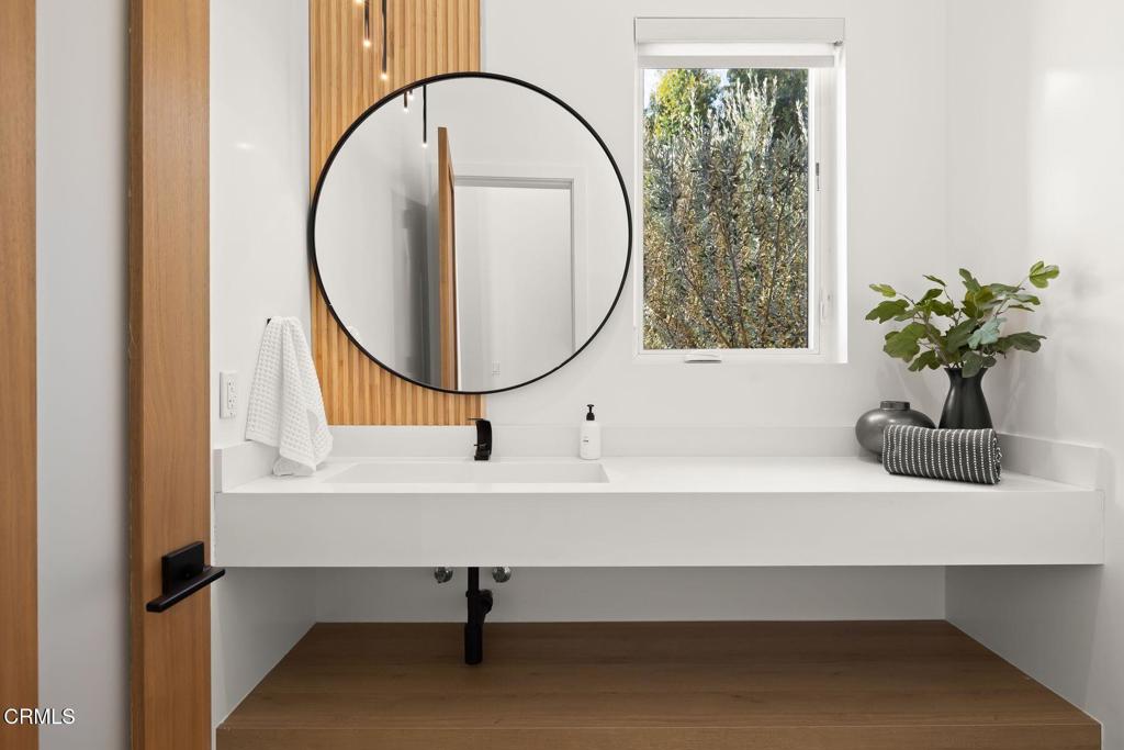 4187 Oak Place Drive