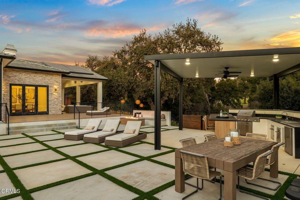 4187 Oak Place Drive