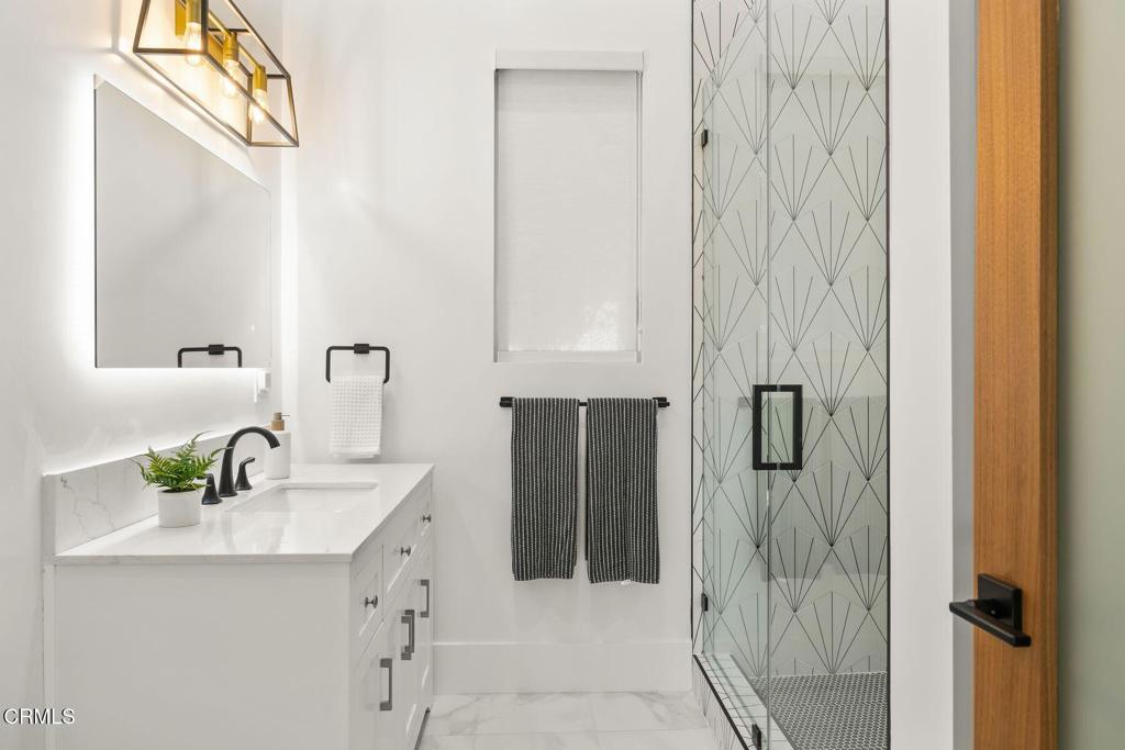 4187 Oak Place Drive