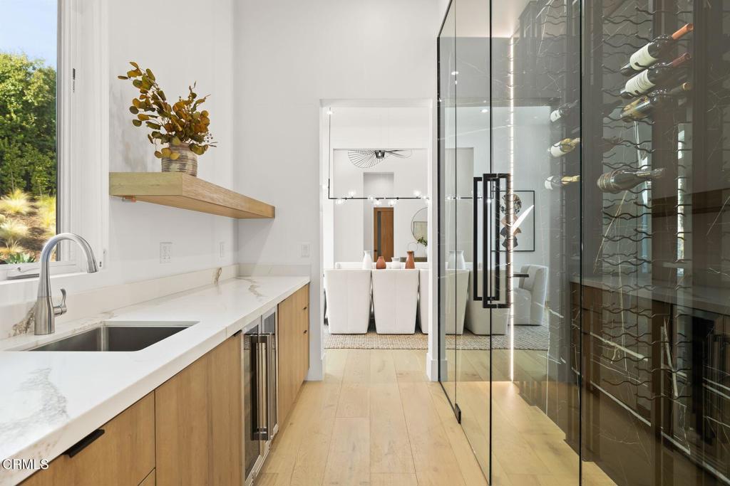 4187 Oak Place Drive