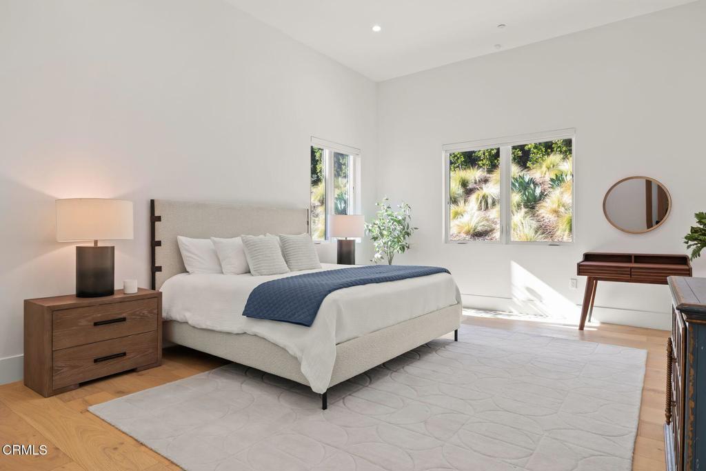 4187 Oak Place Drive