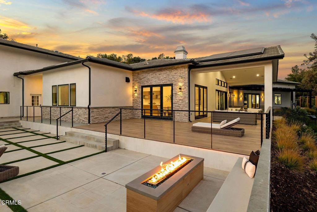 4187 Oak Place Drive