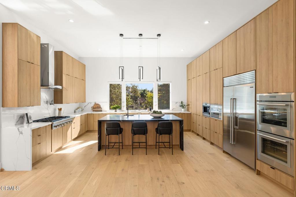 4187 Oak Place Drive