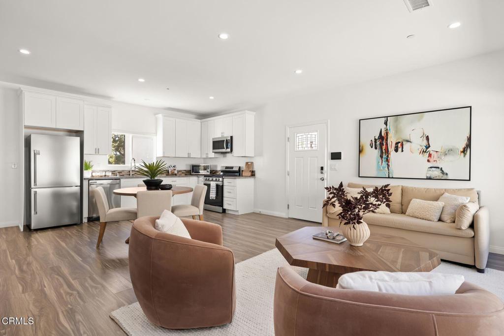 4187 Oak Place Drive