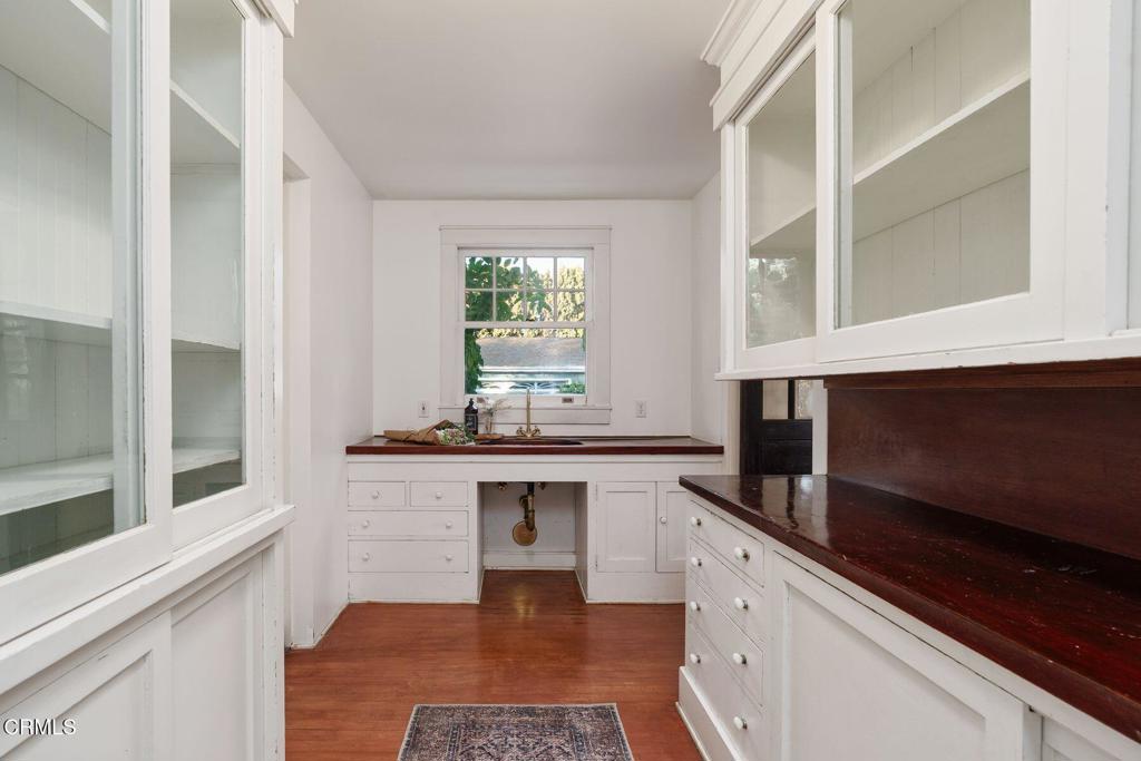 10047 Blackburn Road