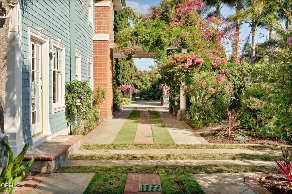 10047 Blackburn Road