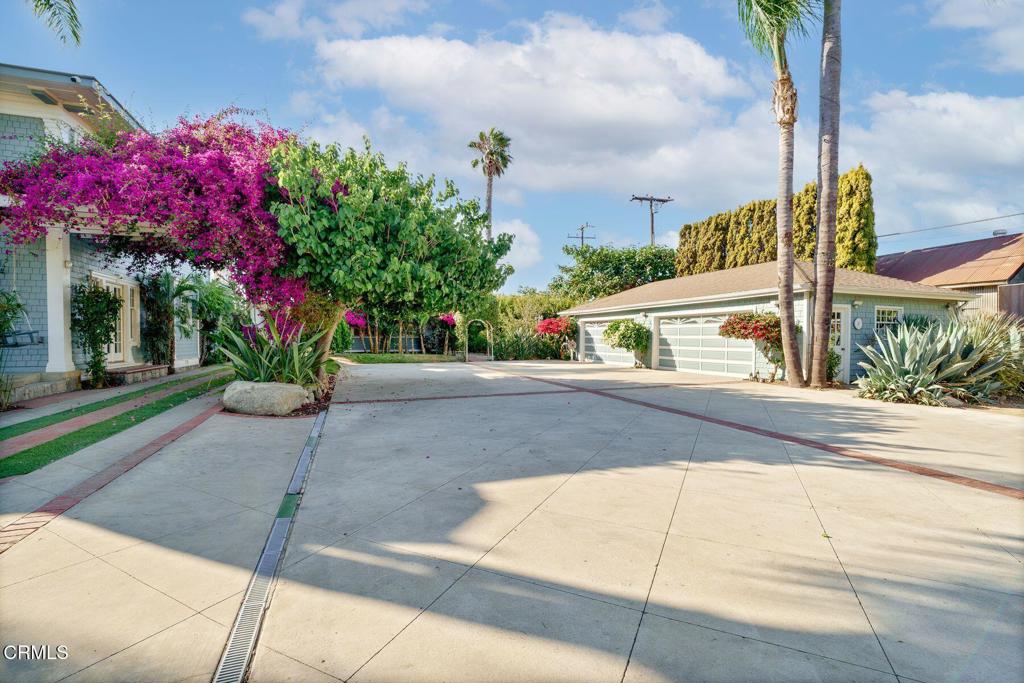 10047 Blackburn Road