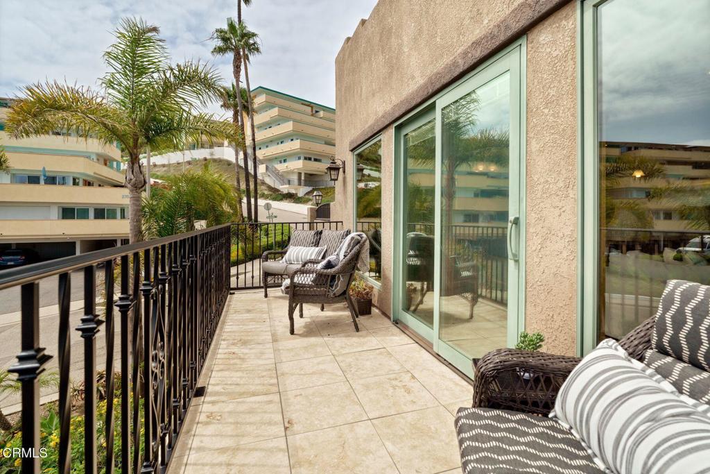 300 N Kalorama Street