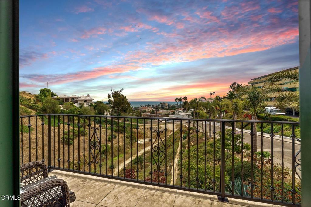 300 N Kalorama Street