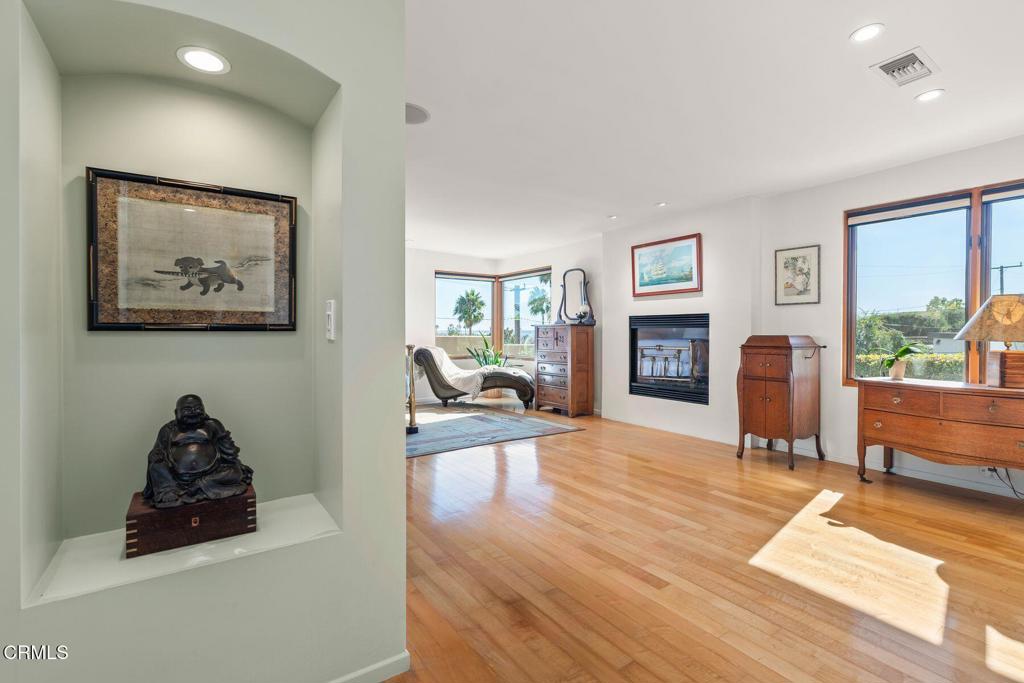 268 N Linda Vista Avenue