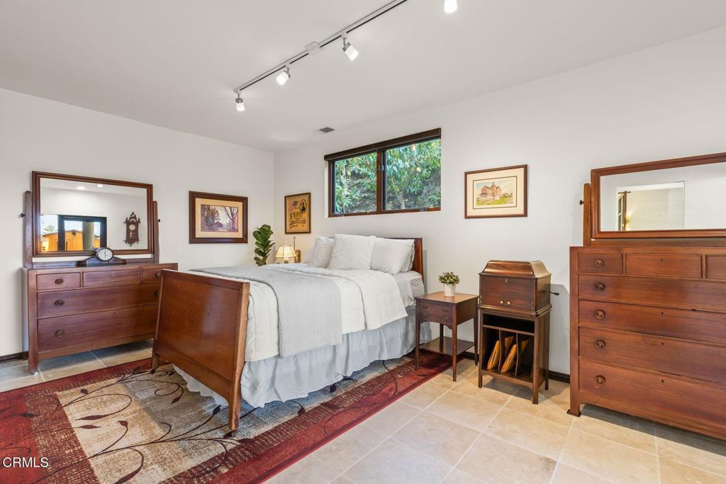 268 N Linda Vista Avenue