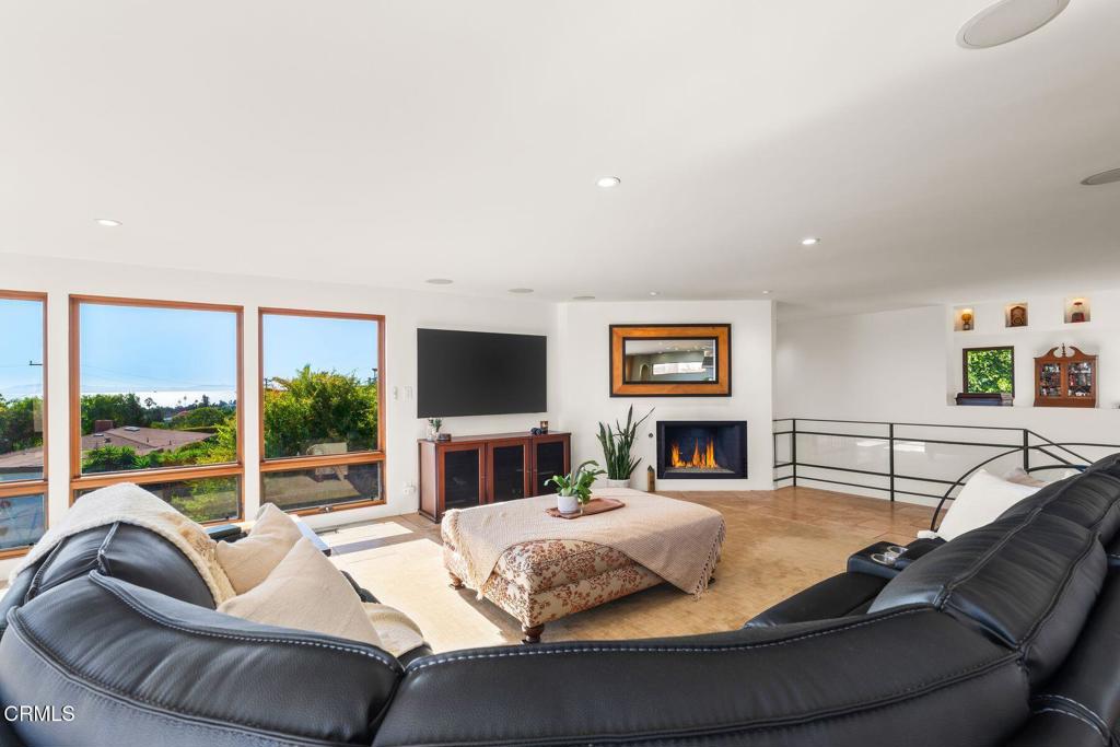 268 N Linda Vista Avenue