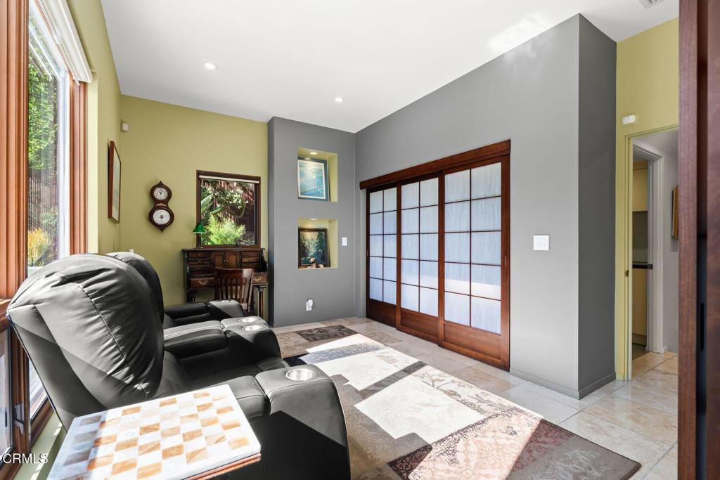 268 N Linda Vista Avenue