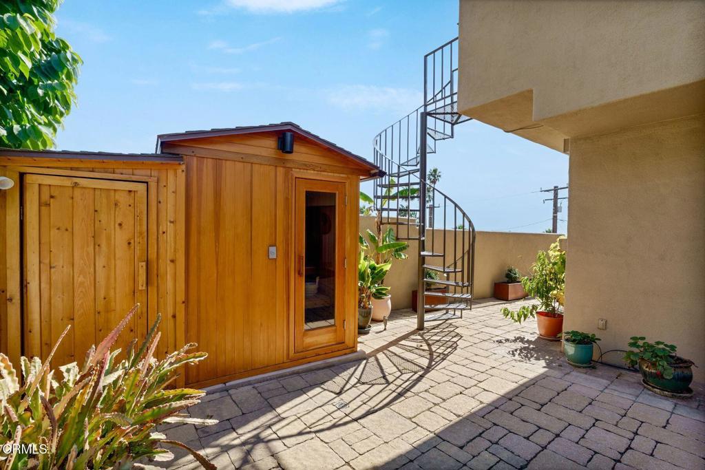 268 N Linda Vista Avenue