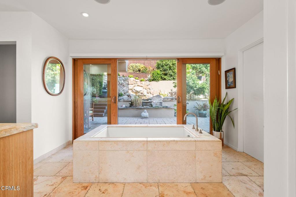 268 N Linda Vista Avenue