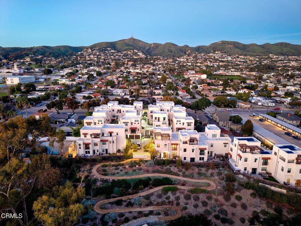 1578 E Thompson Boulevard