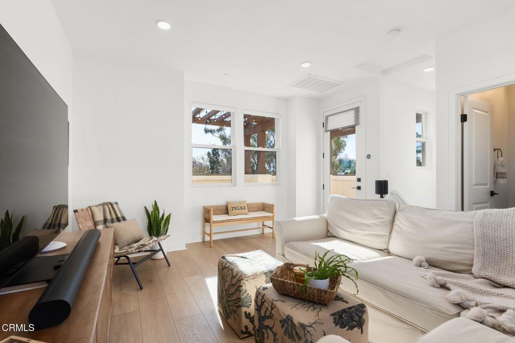 1578 E Thompson Boulevard