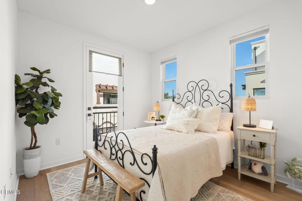 1578 E Thompson Boulevard