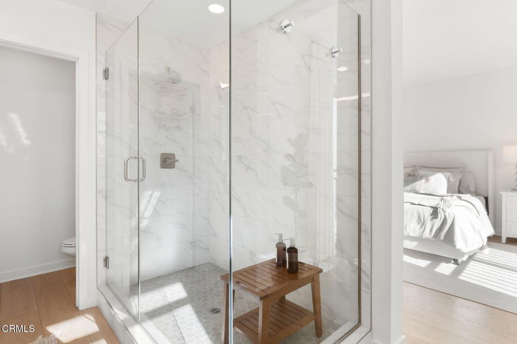 1578 E Thompson Boulevard