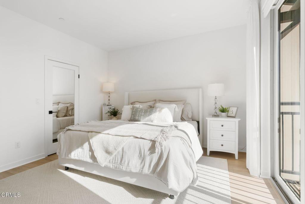 1578 E Thompson Boulevard