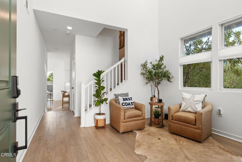 1578 E Thompson Boulevard