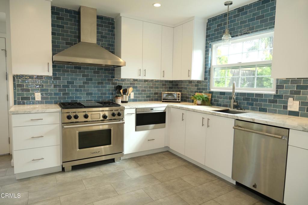 386 Dorothy Avenue