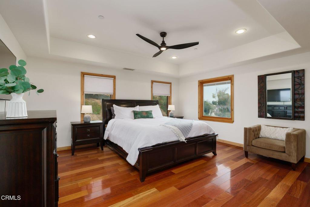 300 N Kalorama Street