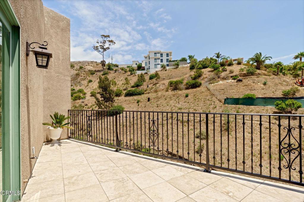 300 N Kalorama Street