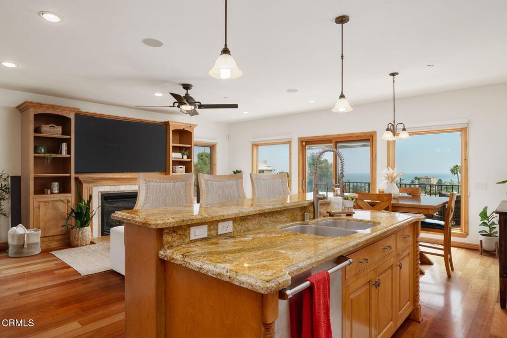 300 N Kalorama Street